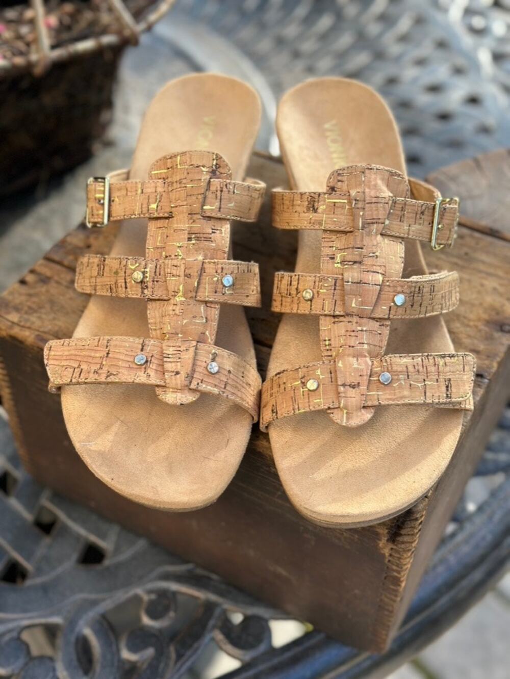 Vionic Park Radia Gold Cork Wedge Sandals Size 12
